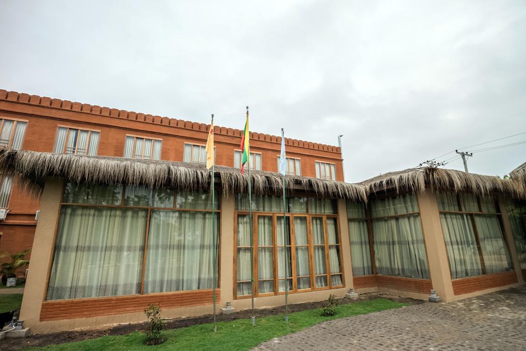 Bagan Landmark Hotel Nyaung-U Exteriör bild